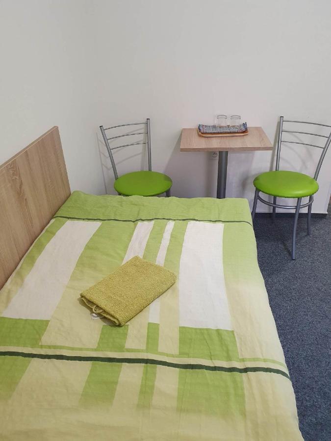 Hotel Decin Na Skrivance Luaran gambar