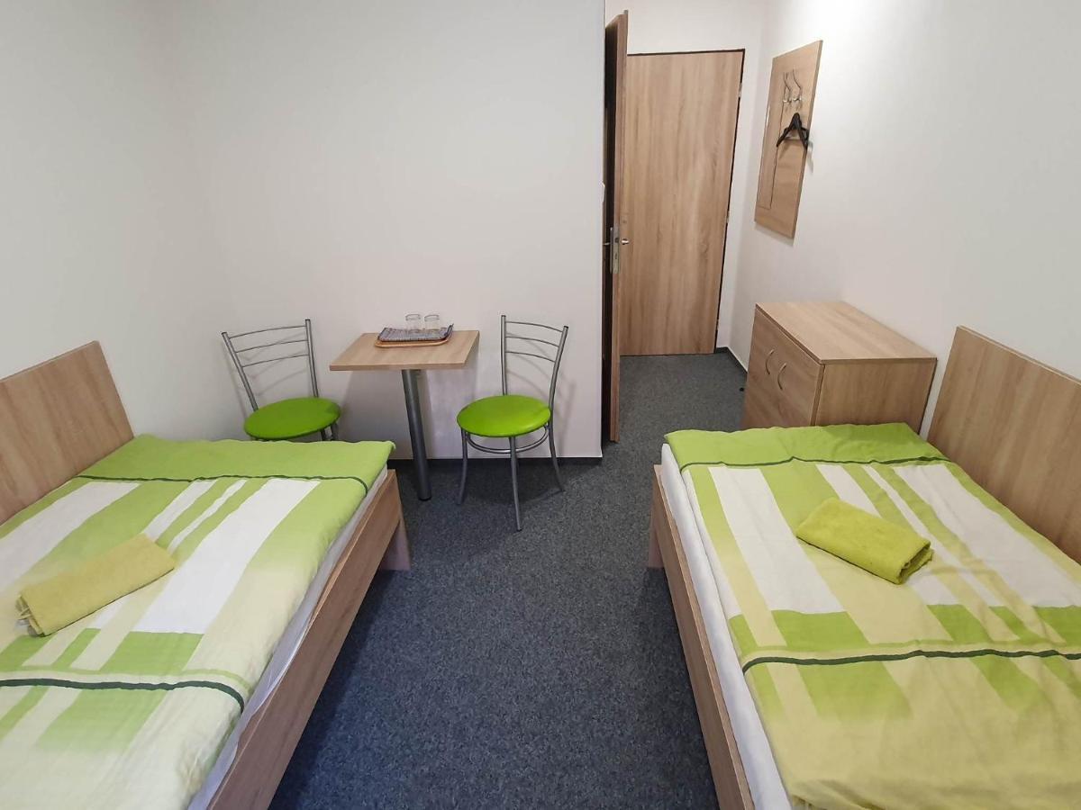 Hotel Decin Na Skrivance Luaran gambar